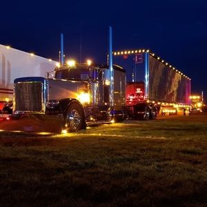 Meet your Posher, Wayne